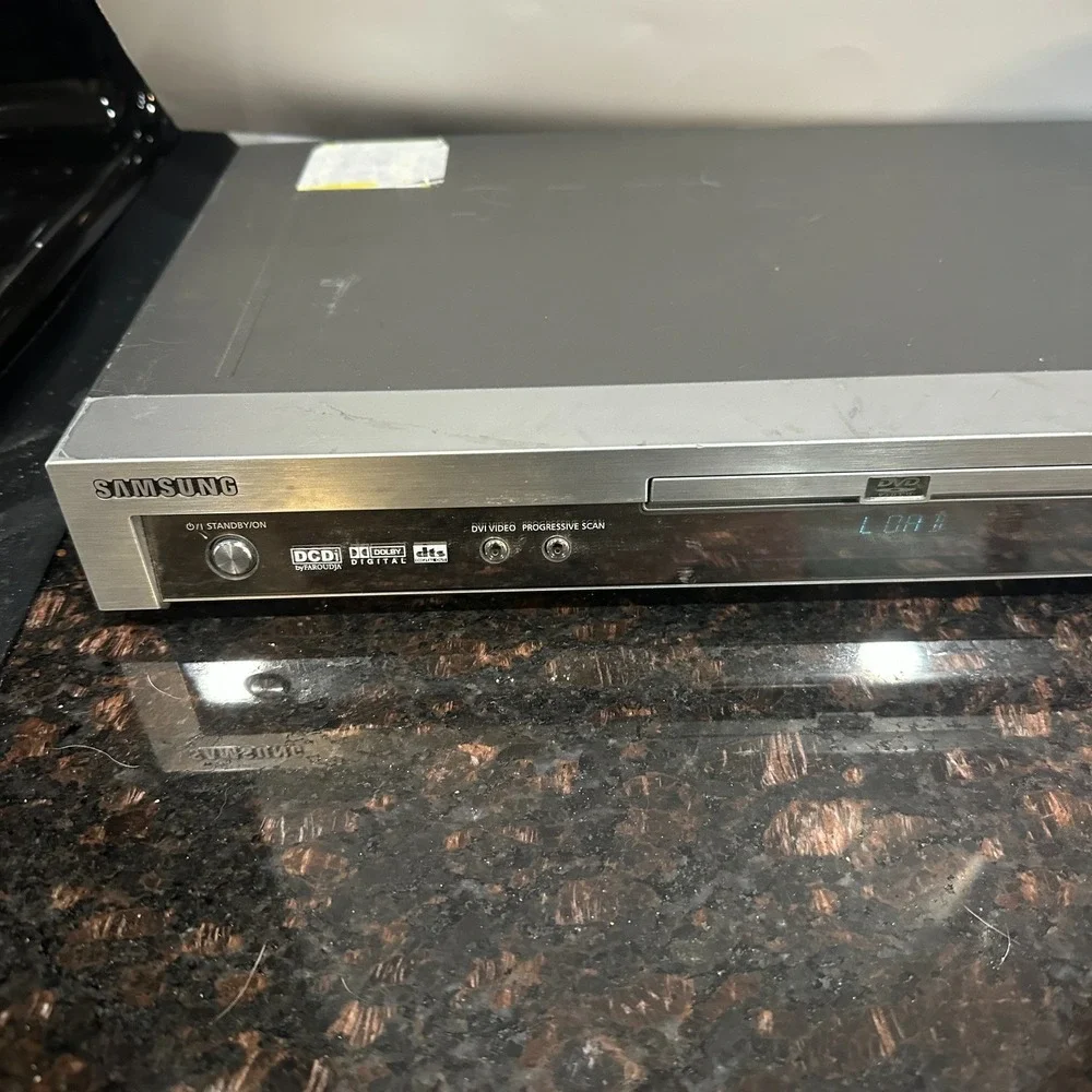 Samsung DVD HD931 DVD CD MP3 Player Progressive Scan DVI Silver TESTED WORKING